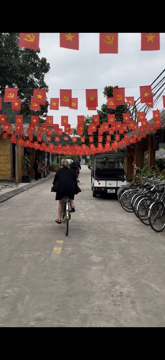 Fevvo's tweet photo. @narindertweets I’m in Rural Vietnam at the moment. Please stop talking shit. https://t.co/6lZrpyTGFt