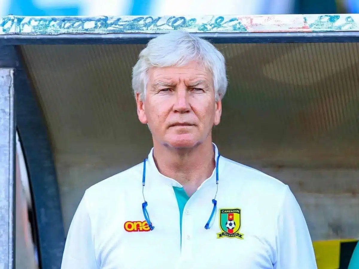 wandafu7's tweet photo. 🔴🇨🇲 | Apres avoir vu ce match de Dingue des lions indomptables. Il ne fait plus aucun doute que  le probleme des lions etait MARC BRYS un incompétent notoire suivi de Son accolyte le ministre des sports lui aussi une ENFLURE de la pire race‼️ 
Les lions indomptables ont retrouvé leur hargne !! Et c’est pas du tout grace à ces énergumènes !!!