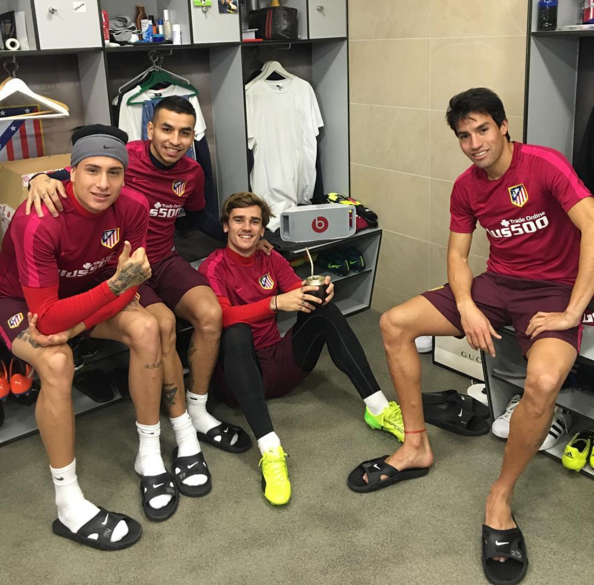 janeafc19's tweet image. good morning nation