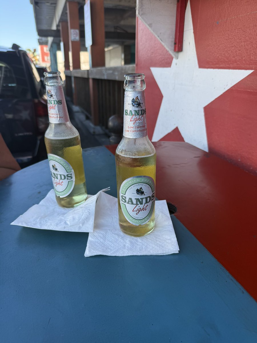 RustyShack9969's tweet image. This white boy is living it up in the Bahamas. I can see why so many people left England to be pirates. #WANGHAF #APirateLooksAt40 #PiratesoftheCaribbean