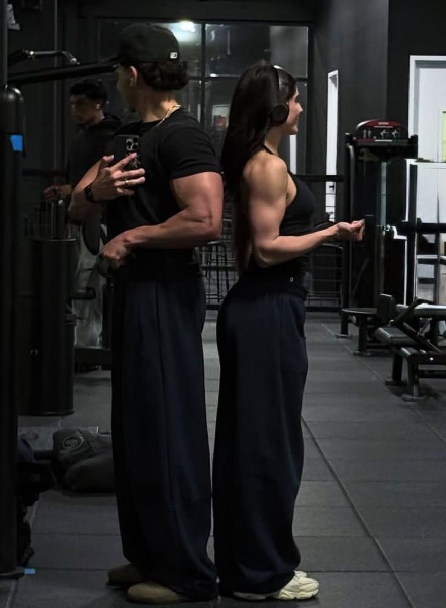 ꨄ︎ (@couplsgoal) on Twitter photo 