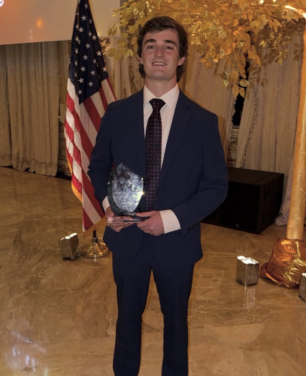 MAGAVoice's tweet image. CBS is done

PBS is done

CNN is done

ABC is done

MSNBC is done

60 Minutes is done

New York Times is done

Washington Post is done

Associated Press is done

Thanks to Elon Musk buying 𝕏, An independent Journalist with a hoodie exposed MILLIONS

I STAND WITH NICK SHIRLEY