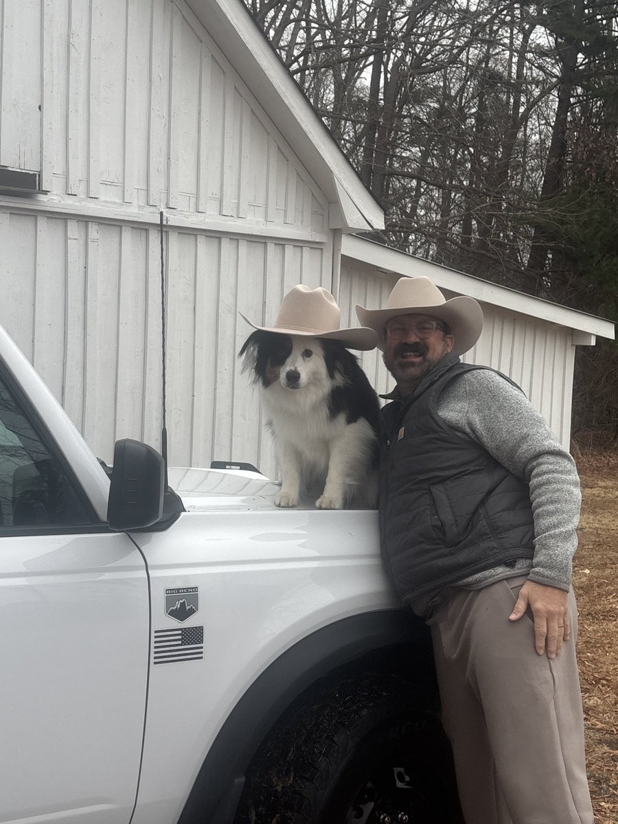 BoDavidsonNC's tweet photo. She’s from Texas I can tell https://t.co/DCjuCvaOGa