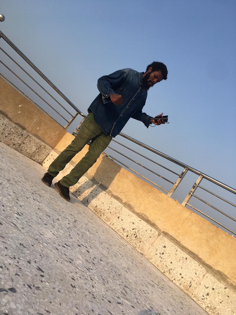 auxi LARRY🚘 tweet media