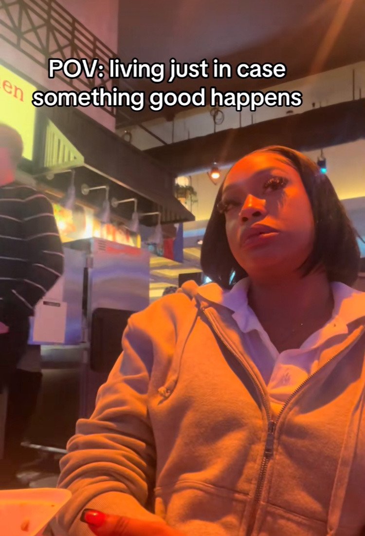 Out Of Context Animals (@animalscontexts) on Twitter photo 