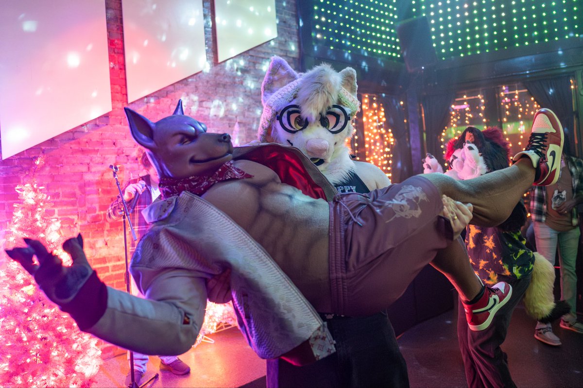 Caine Nines tweet media