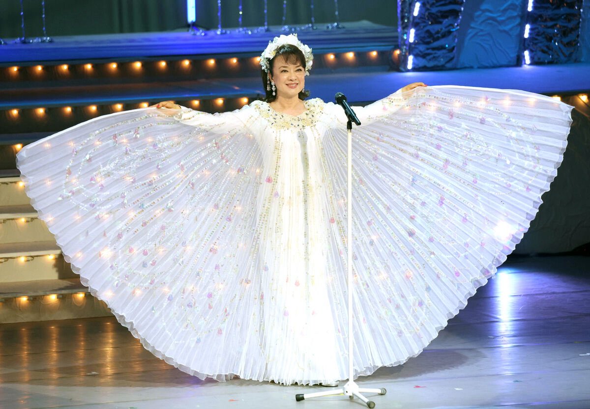 演劇落語写真全部振り返ろうと思ったけど言語化に更に一年要しそうだったので今は割愛。未熟故儘ならぬ事も多く変わらず生活は手探りですが皆最高なお陰で毎日ハッピーだった。友達も増えたし🫶
ごめんなさい年明けまで連絡取りづらいかも😨一旦ジュディオングくらい羽伸ばします。ハバナイスホリデー