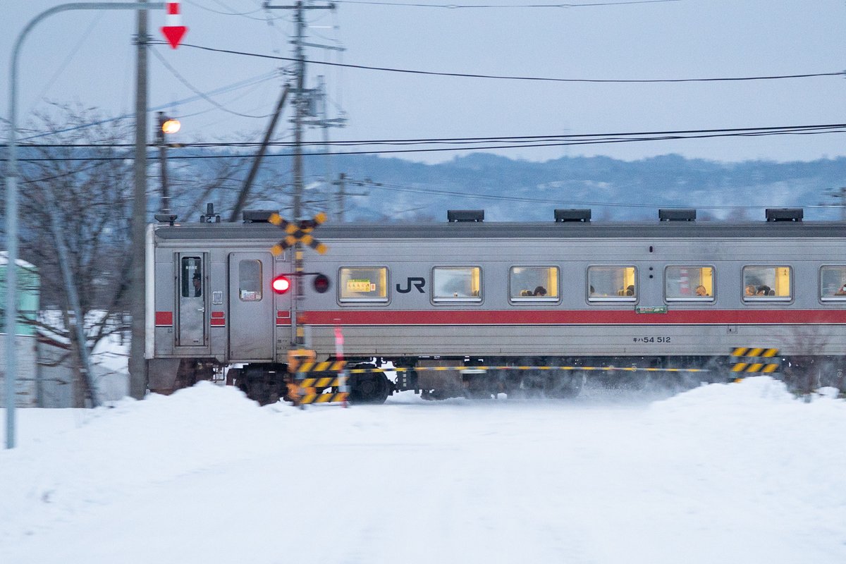 12/29（月） 宗谷本線・旧歌内駅付近 キハ54-512上り名寄行き(4324D