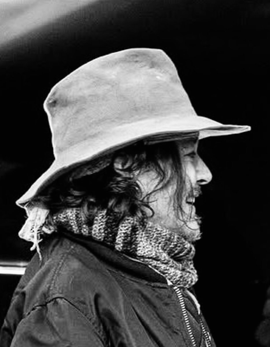 ReemDepp's tweet photo. Johnny Depp isn’t just an actor, he disappears into souls, not roles.He turns chaos into poetry, silence into meaning, and every character into something unforgettable.
There’s a rare kind of freedom in his art that only he carries. https://t.co/PrFvfP2tAR