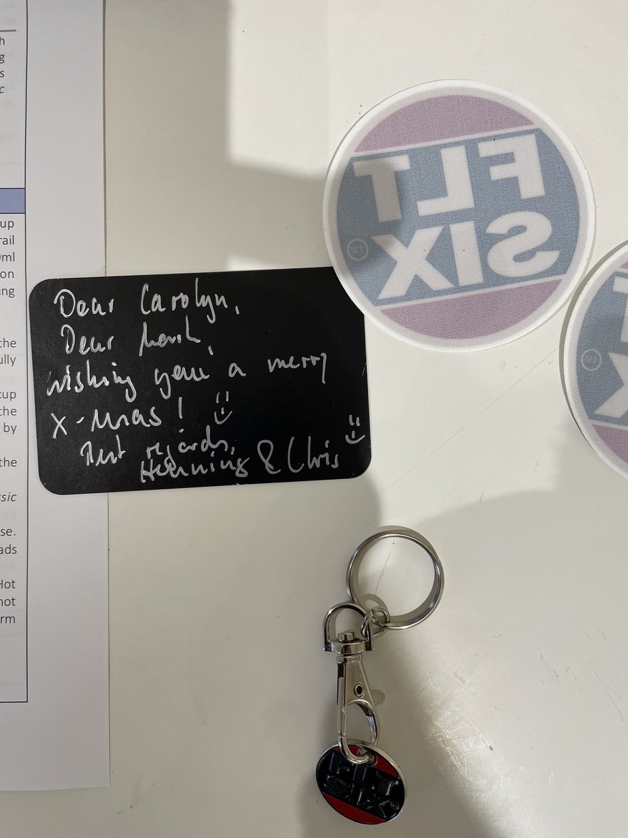 DolphinCode33's tweet image. Highly recommend classicmotorshop.com 11/10 fm v grateful Marko x 🙏Yr cleverly engineered cupholder now sits proudly in my beloved 1981 classic 911SC. Even matches indischrot exterior! 🇩🇪engineering at its finest - &amp;amp; tks for Xmas gift enclosures too! @pcgb @PCGB_911SC #911SC