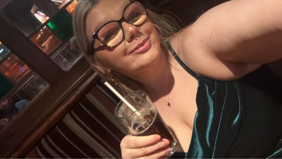 Preston blonde 

Would ya?