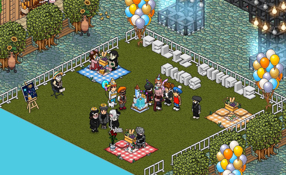 LaTaquito_'s tweet photo. Cumple del mejor amigo que puedo tener, del bebito mas panzon y mas chikicute de todo habbo @aguitas93_ https://t.co/bZ297I2OoL