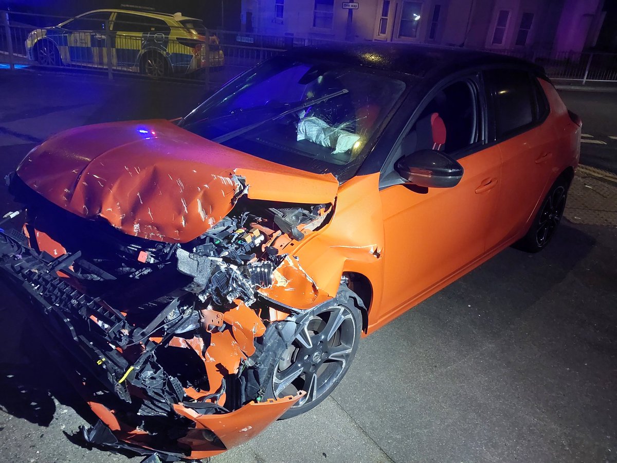 Kent Police Dover tweet media