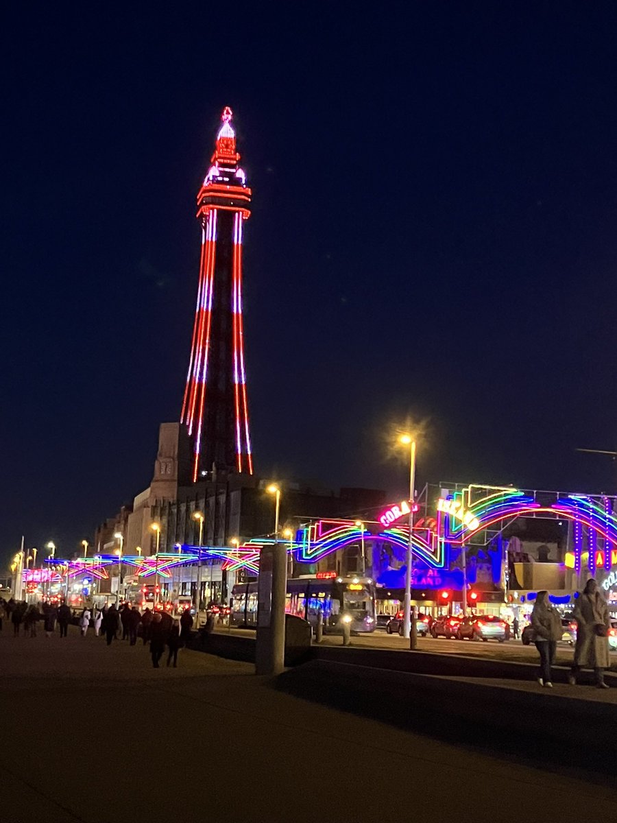 Kate Knighting 😷💙 tweet media