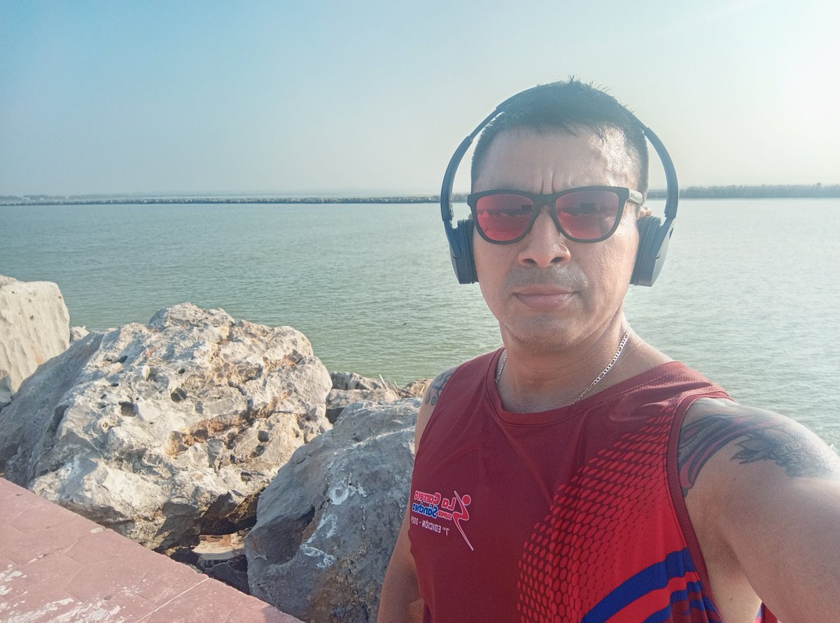 francdevilred's tweet photo. A TOPE !!!
Inicio / final  #domingo #running https://t.co/b562KmpoAr