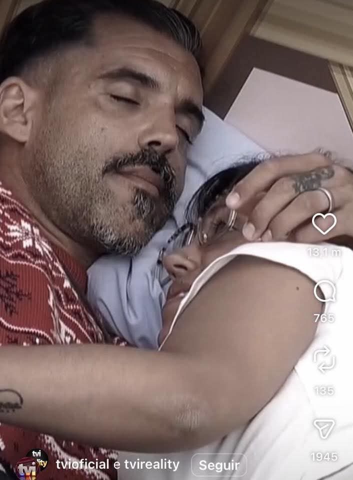 Não tem mal, o Bruno não tinha perfume nesta altura. #sstvi