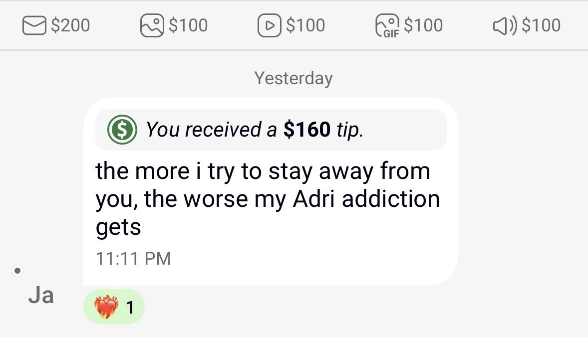 babyadr1's tweet image. paying $200 per message is totally normal for lovesick toys btw 😵‍💫💘