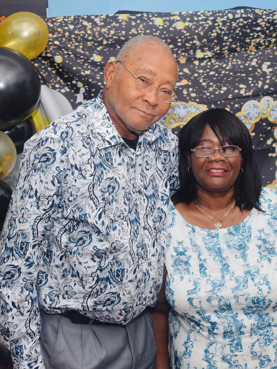 sammyrigaud's tweet image. Last night, my mother passed away... joining my dad. 

Pray for me. I'm not good