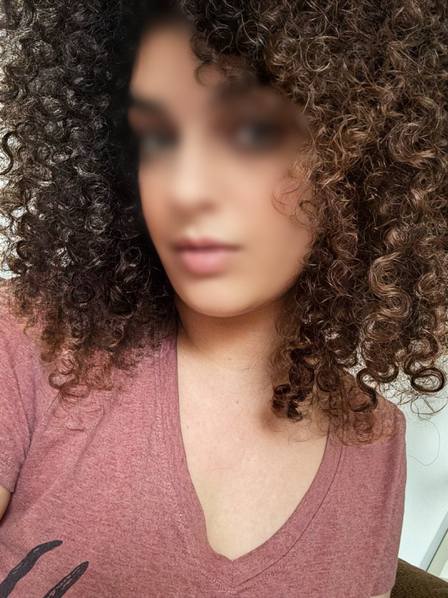 Im back! Twitter locked me out for the holidays 🙄. Miss me? Xx