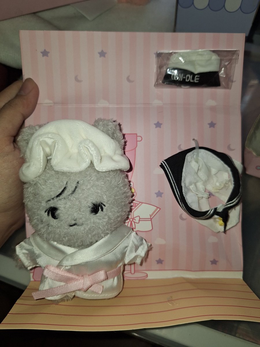 ninja_ssh's tweet image. Hello guys, badly needed for my medical check-up and laboratories. I have to give up my current collections of I-dle merchs. The prices are at the lowest cost so please no discount. 🥹

Check "ALT" for the prices and other descriptions 😊