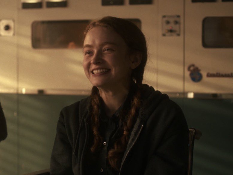 moviefriday89's tweet image. i can’t believe i have to say goodbye forever to her in 3 days ☹️🫶
omg i’m gonna miss her so much 😭😭