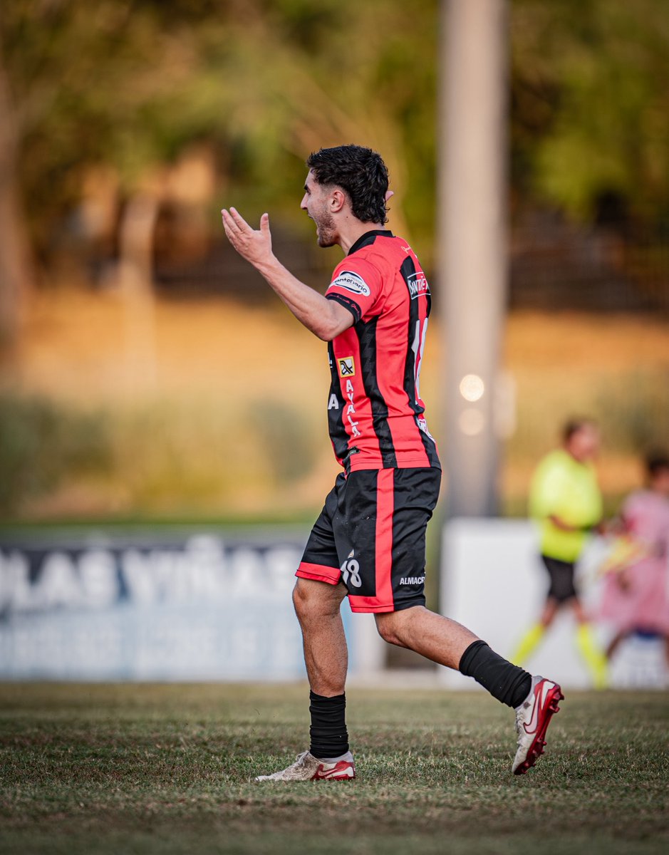 ⚽️🔚 UN TRIUNFO QUE NO ALCANZÓ

Enorme partido de Juanicó en casa. Actitud y mucho juego. 

Lamentablemente no alcanzó para la hazaña. El rojiengro jugará la <a href="/copadeclubesOFI/">Copa de Clubes OFI</a> B

#Juanicó 2️⃣ 🆚 1️⃣ Vida Nueva 

🗣️ LM9 y Luca Peraza