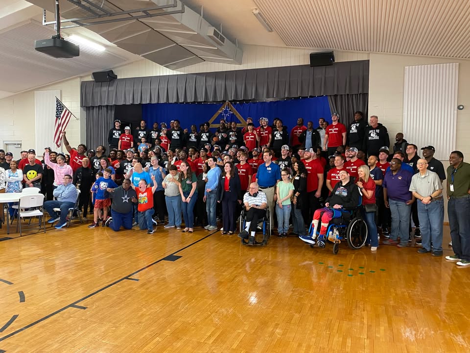 IndyBowl's tweet photo. @latechfb shared its afternoon with the residents at @laholyangels. Friendships were made, footballs were thrown, and basketballs were dunked. https://t.co/4HyNFtF0XD