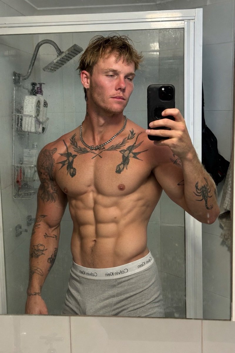 Aaron Hydes tweet media