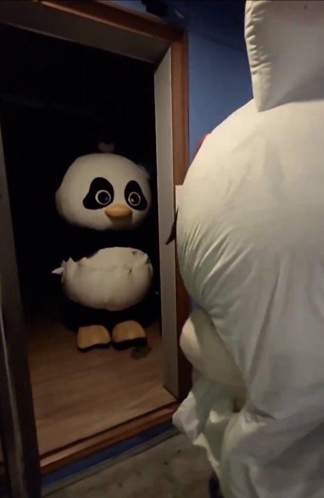 sspp2205's tweet image. ลูน่าในสายตาฟีม                     ลูน่าในสายตาคนอื่น

นี่สินะที่เค้าบอกว่าลูกในสายตาแม่น่ารักทิสุด
🥹🥹🥹🥹🥹🥹🥹🥹🥹🥹🥹🥹🥹🥹