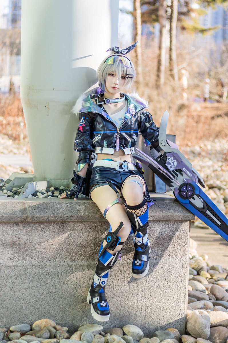 basuum0's tweet image. #HonkaiStarRail #SilverWolf #cosplay