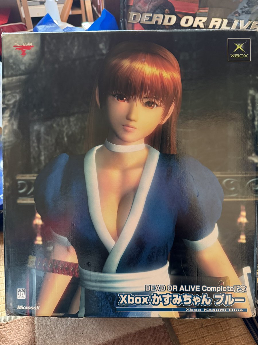 デッドオアアライブ かすみちゃんブルーの箱です。DOAコンプリート記念