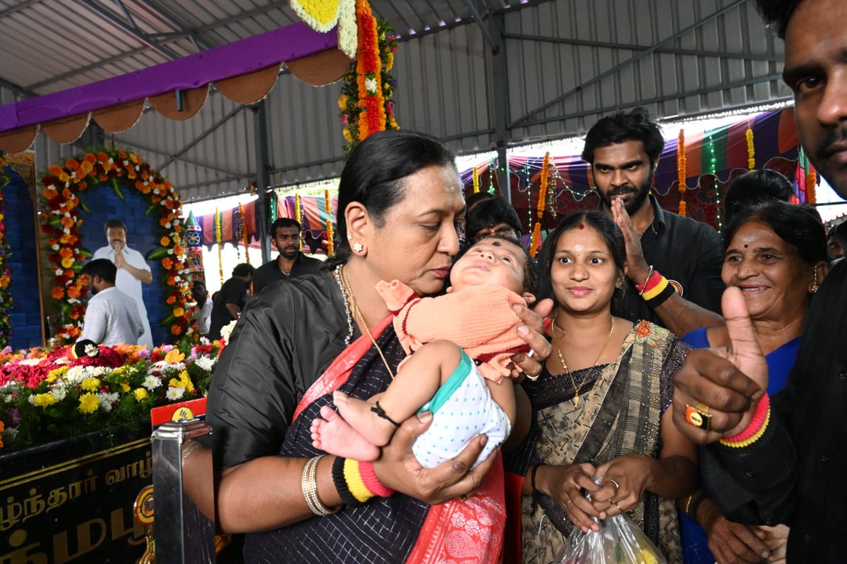 PremallathaDmdk's tweet photo. #dmdk https://t.co/GliedLdly2
