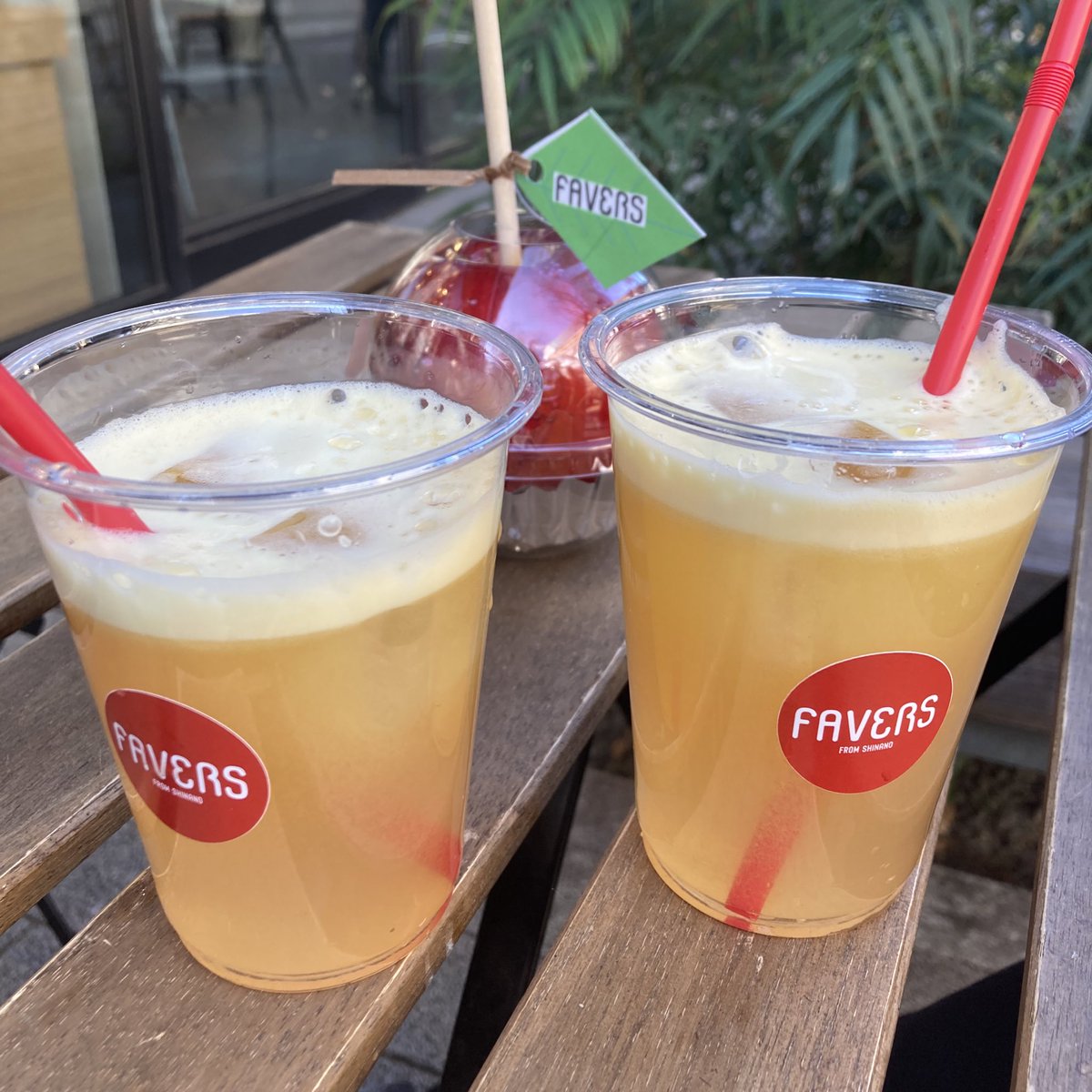 大好きなりんご飴のお店が閉店してしまって悲しい😭🍎