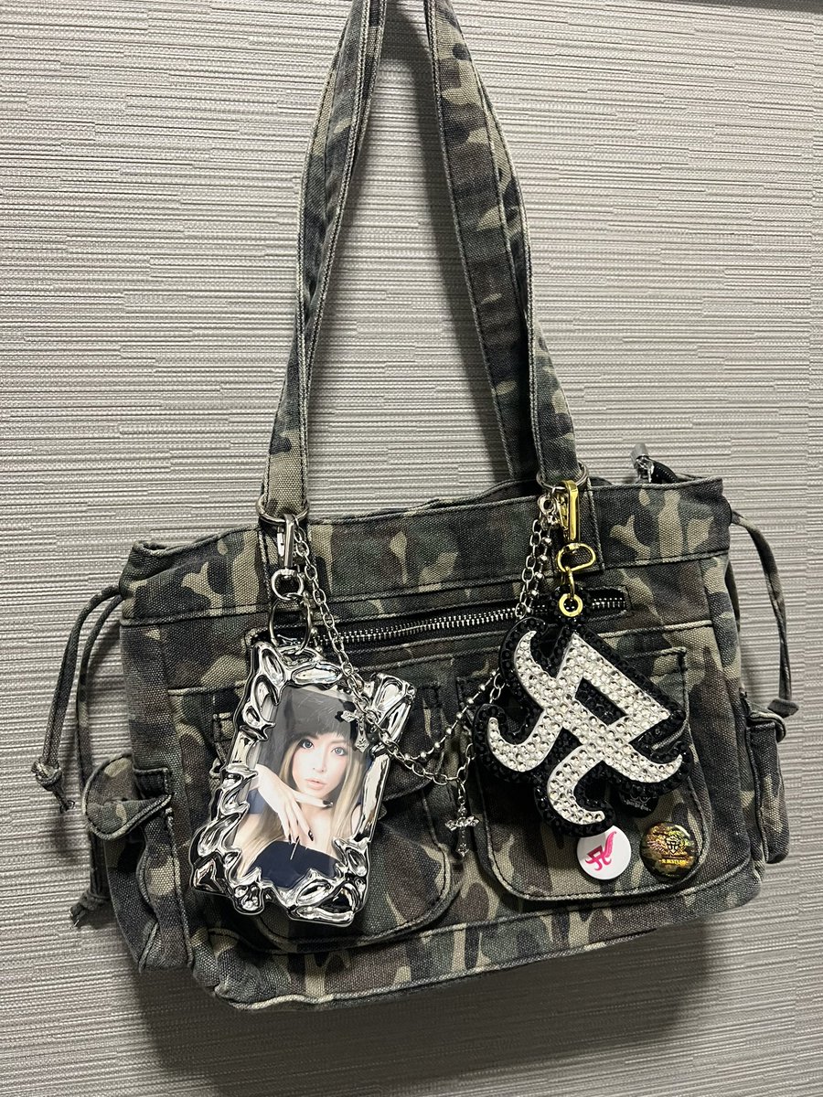 TAKOUTA3's tweet photo. 準備万端💚たのしみー代々木ー🔥 https://t.co/Zxukq9AhOH
