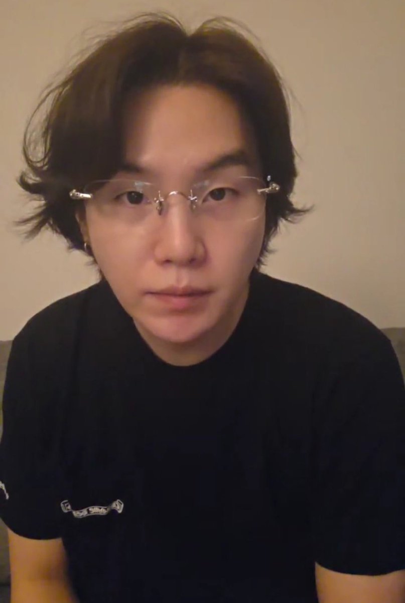 mygtangie's tweet photo. [12.29] #DTSUGA
Daily Tweet for SUGA

Home, is you <3

SUGA OUR ANGEL
WE LOVE YOU YOONGI 
WE ARE PROUD OF YOU YOONGI 
OUR LOTUS FLOWER MIN YOONGI 
#SUGA #슈가 #방탄소년단슈가 
#BTSSUGA #シュガ #AgustD https://t.co/McjtVzMkwg