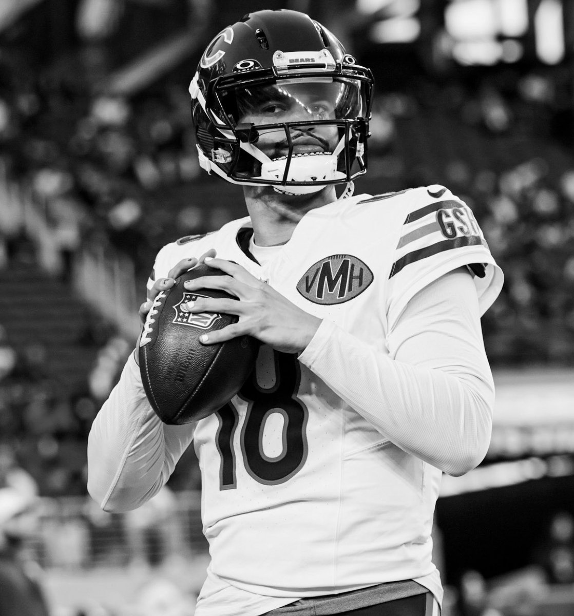 Such a heartbreaking loss but I can’t even be mad. The Bears gave the 49ers a run for their money. Chicago’s offense is absolutely legit. 

Just need the defense to tighten up for the playoffs. 🐻⬇️