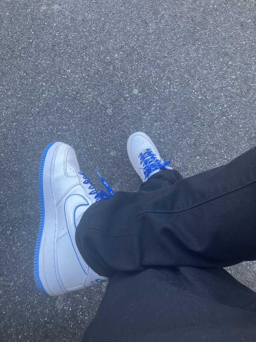 久々にAF1履いたけどやっぱり良いね🎶