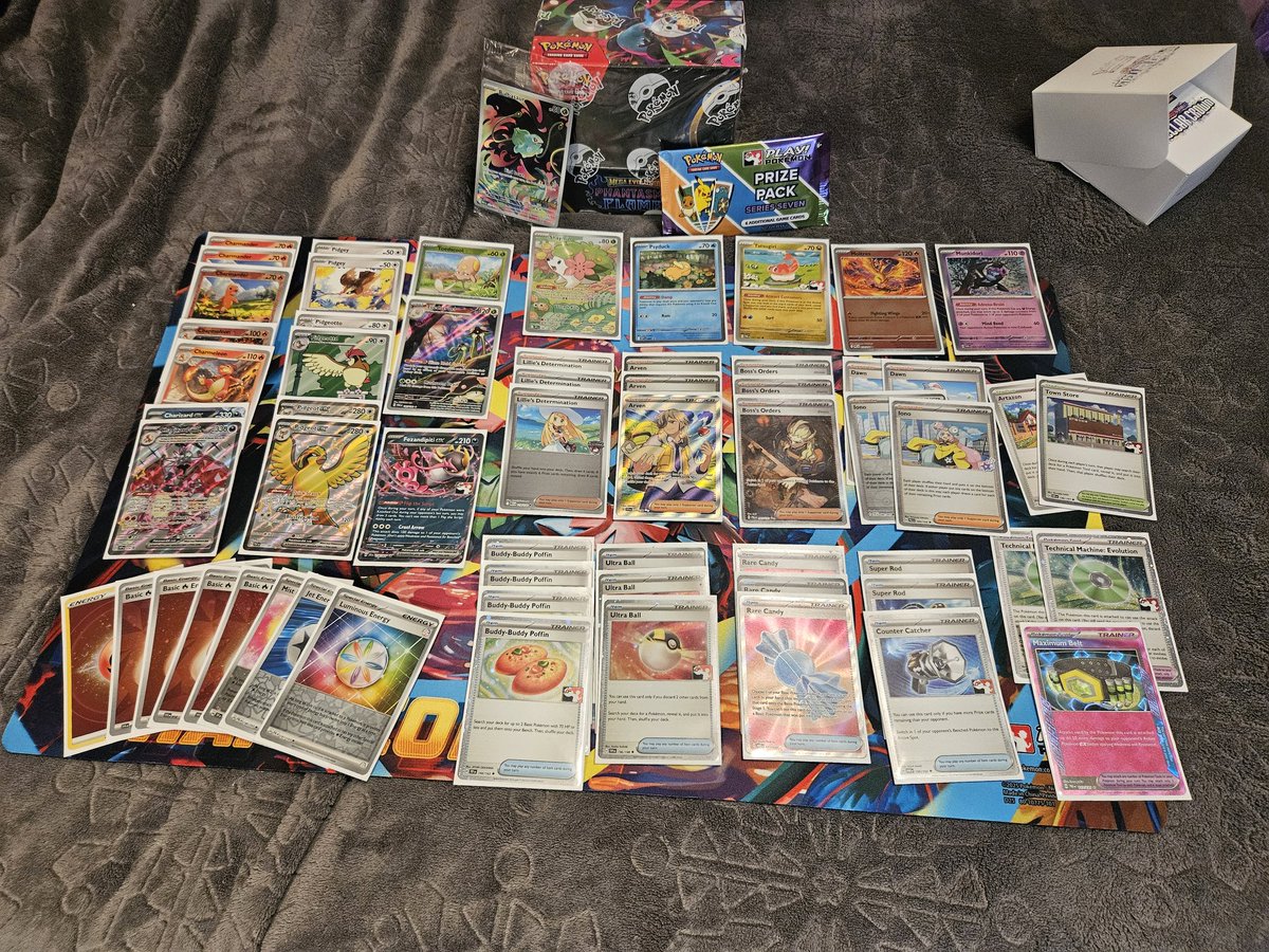 generalkeebs's tweet image. From waitlist to winning in to champion! Big big cup
shoutouts to:
-shaymin for protecting me from scream tail
-psyduck for telling dusclops that life gets better
-munkidori for blowing budew's brains out
-and my girlfriend for the loving support

#PokemonTCG #Charizard