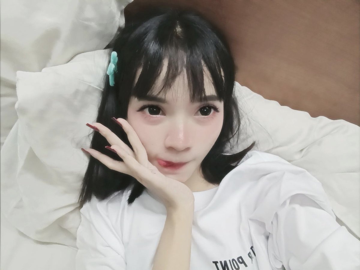 heykachu's tweet image. 😋