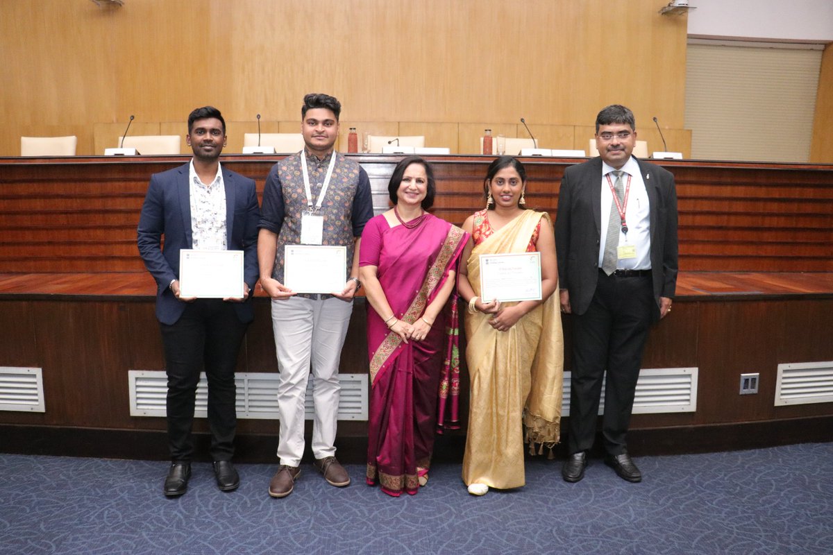 diaspora_india's tweet photo. Dr. Neena Malhotra, Secretary (South), with the participants of the 84th Know India Programme from Australia, Fiji, Germany and France during the Valedictory Session.
#84thKIP #KnowIndiaProgramme #ValedictorySession https://t.co/VeKIoL9goj