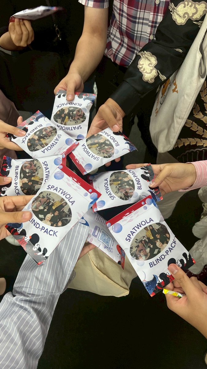 raqeeela's tweet image. sounds too good to be true tp cimsa will forever be my first-love organisation where i met ppl yg (idk why) otomatis sefrekuensi 💗💗💗💗

jadii, kapan giliran kalian #JatuhCIMSA 😝💗