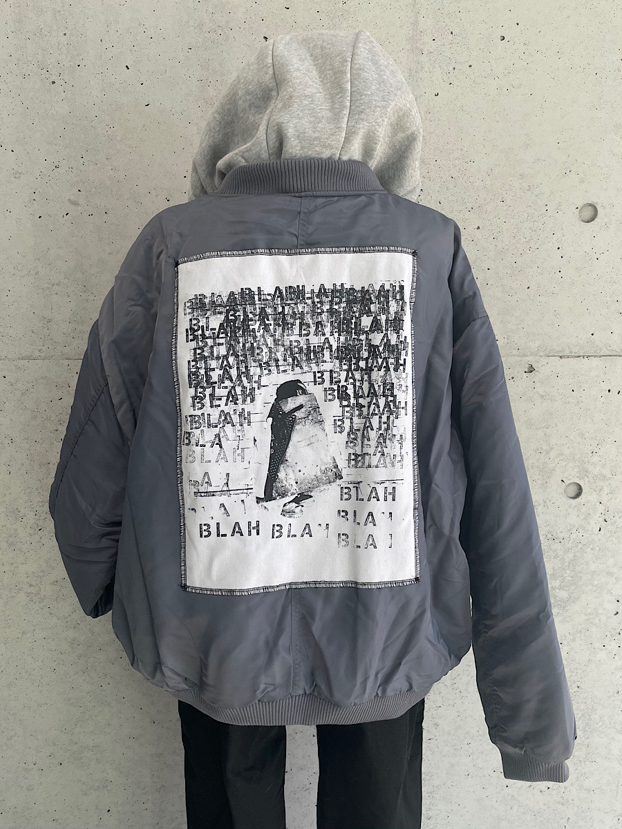 hellcatpunks's tweet image. ♠︎NEW ITEM♠︎
メンズライン「HUNDREDCLUB」のMA-1
バックスタイルが目をひくデザイン☆
フードは取り外し可能な2way仕様♫
ブラックとグレーの2カラーです
今なら期間限定10％ OFF!!

★MA-1フーディー
hellcatpunks.com/i/HRC-0U0001

2026/1/5(月)より順次発送となります