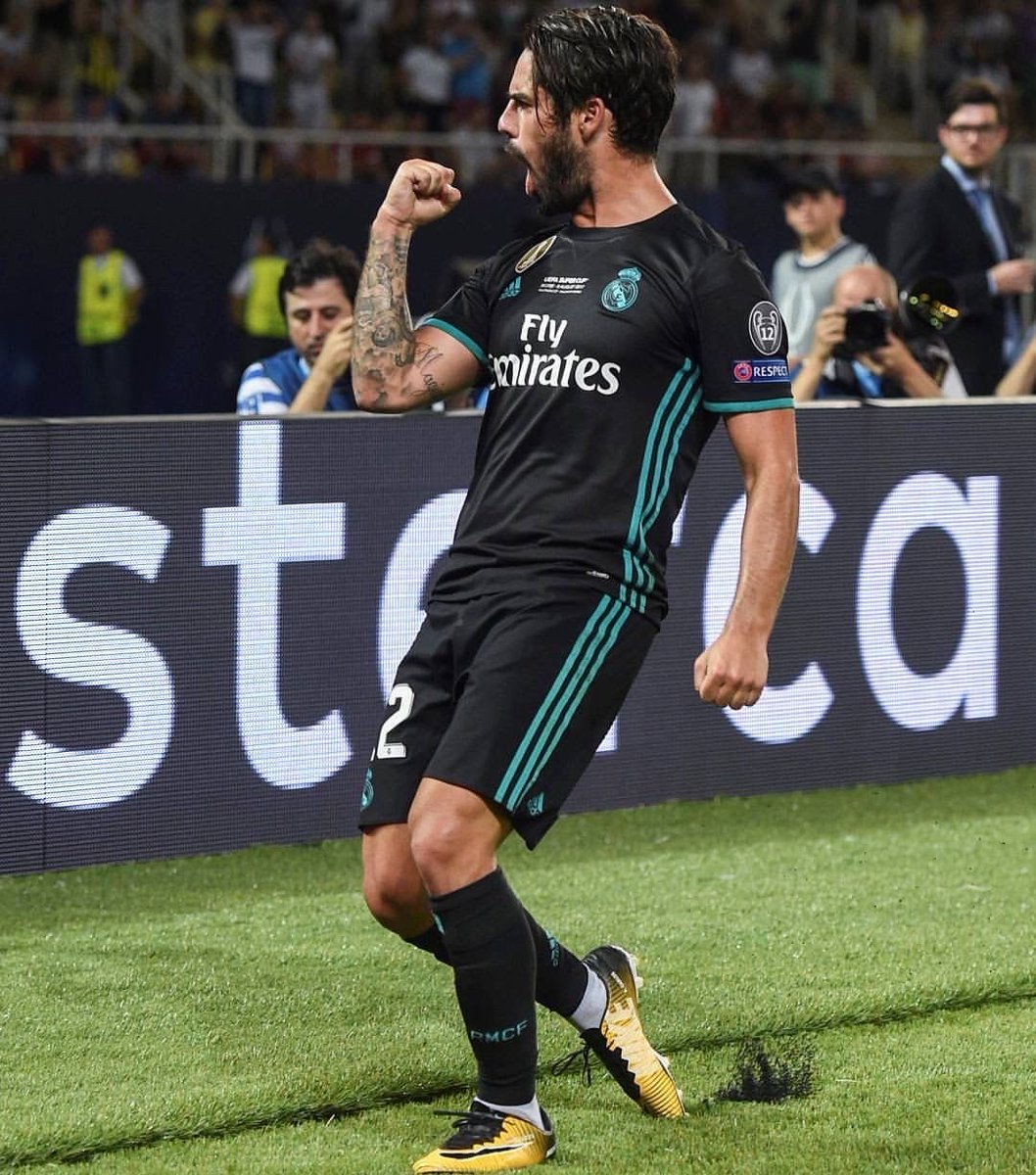 isco_world's tweet photo. 🖤🪄 https://t.co/IGwle5WYcg