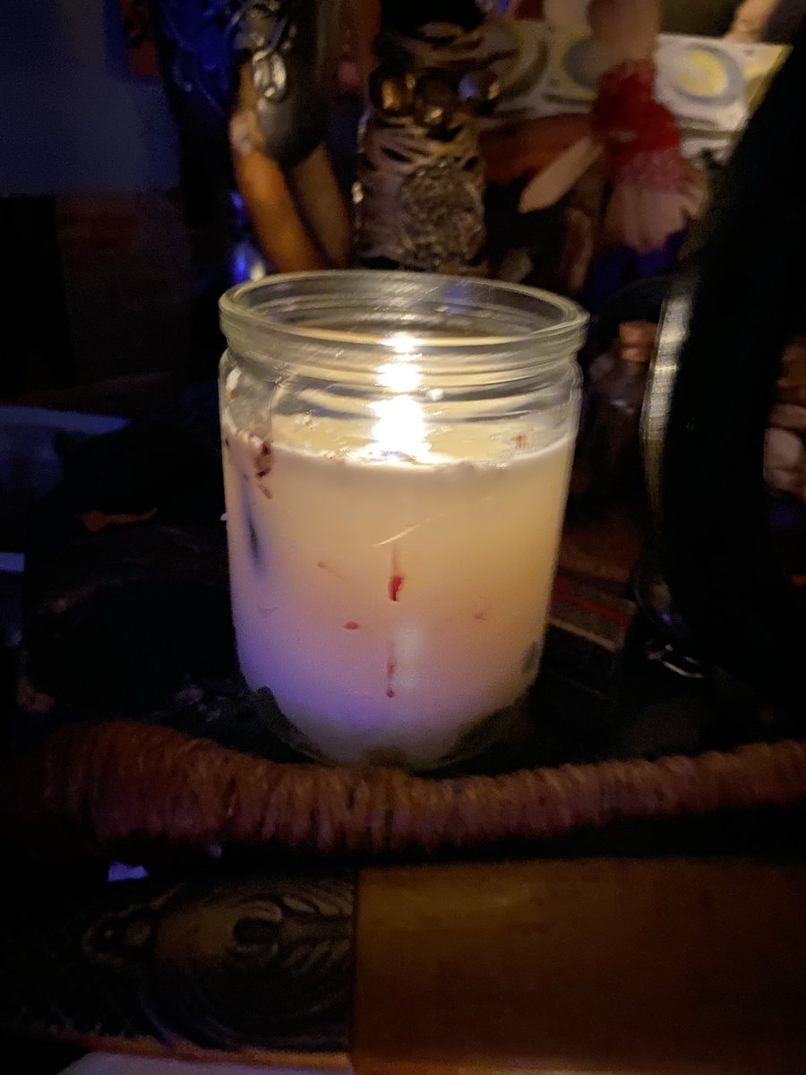 A witch’s candle. 🕯️ all good energies. 💚💚