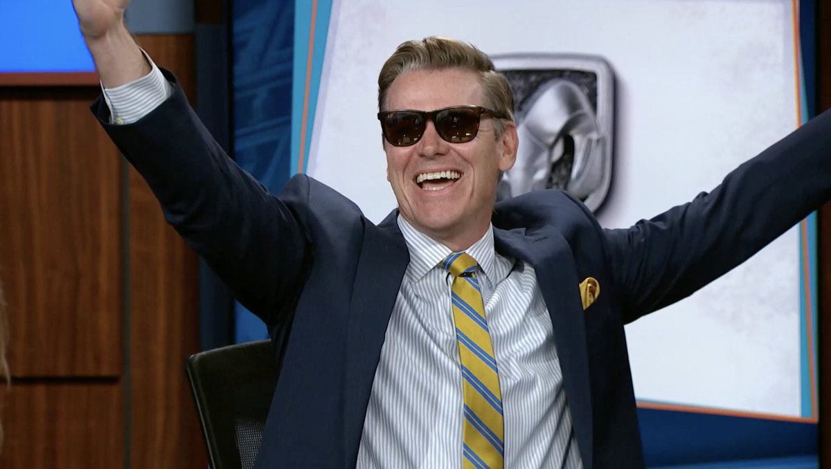 FTFonFS1's tweet image. Eagles win &amp;amp; Patriots clinch AFC East Title… @kevinwildes is so back 😎