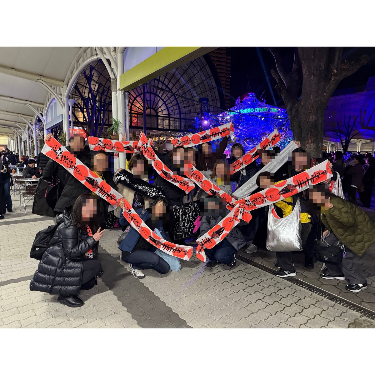 フェス タオル ① 今回のサカナクションフェスタオルは映え映えのデザイン♪ 前回の