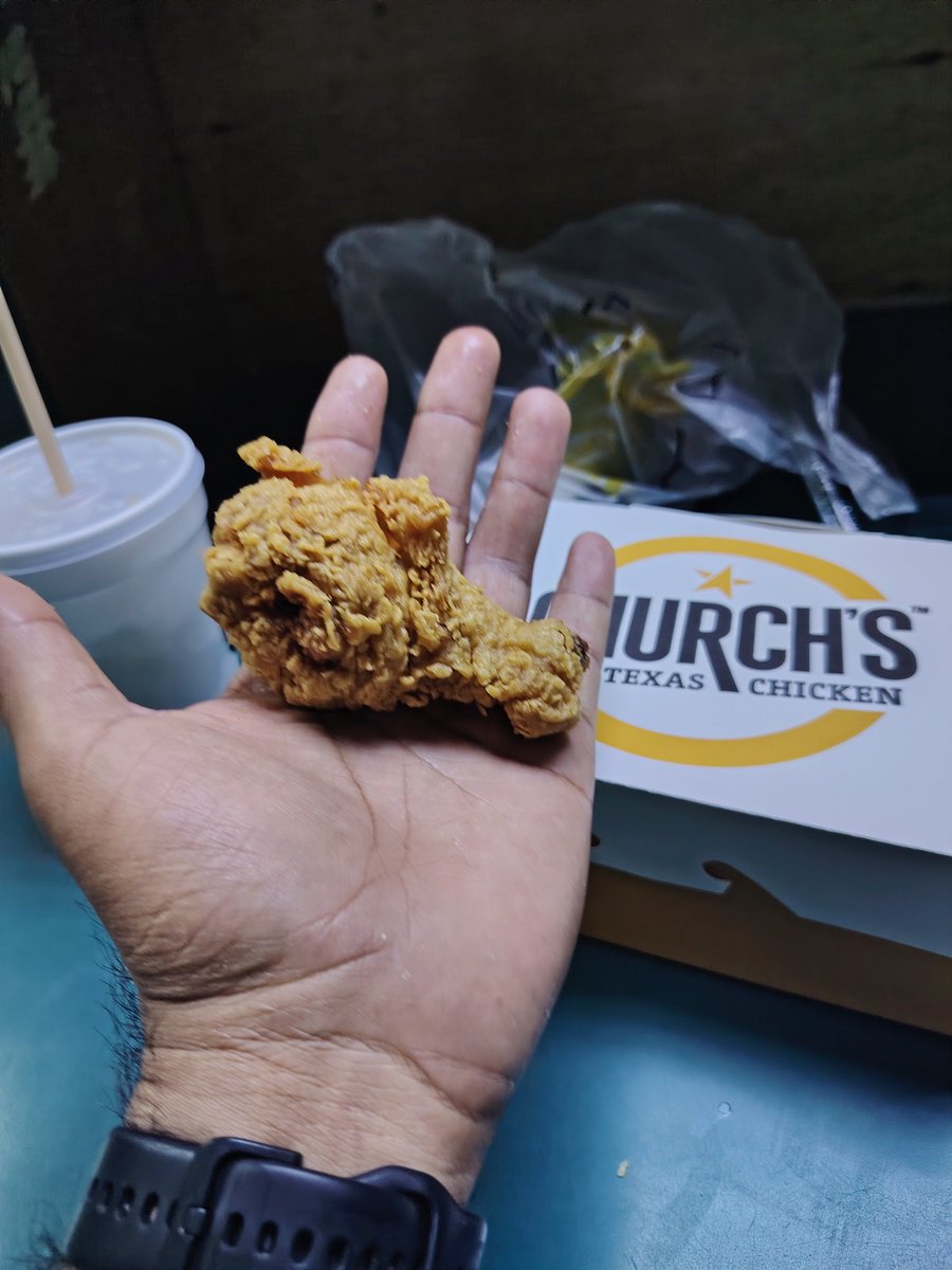 MermolGm's tweet photo. Asv, se pasaron de miserables en #ChurchsTexasChiken https://t.co/f8sY6Rc1yI