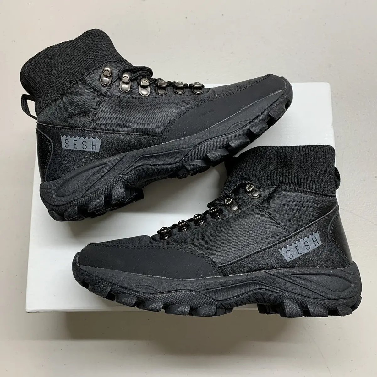 EmeraldCrypt's tweet image. I wish I could go back in time to buy these.