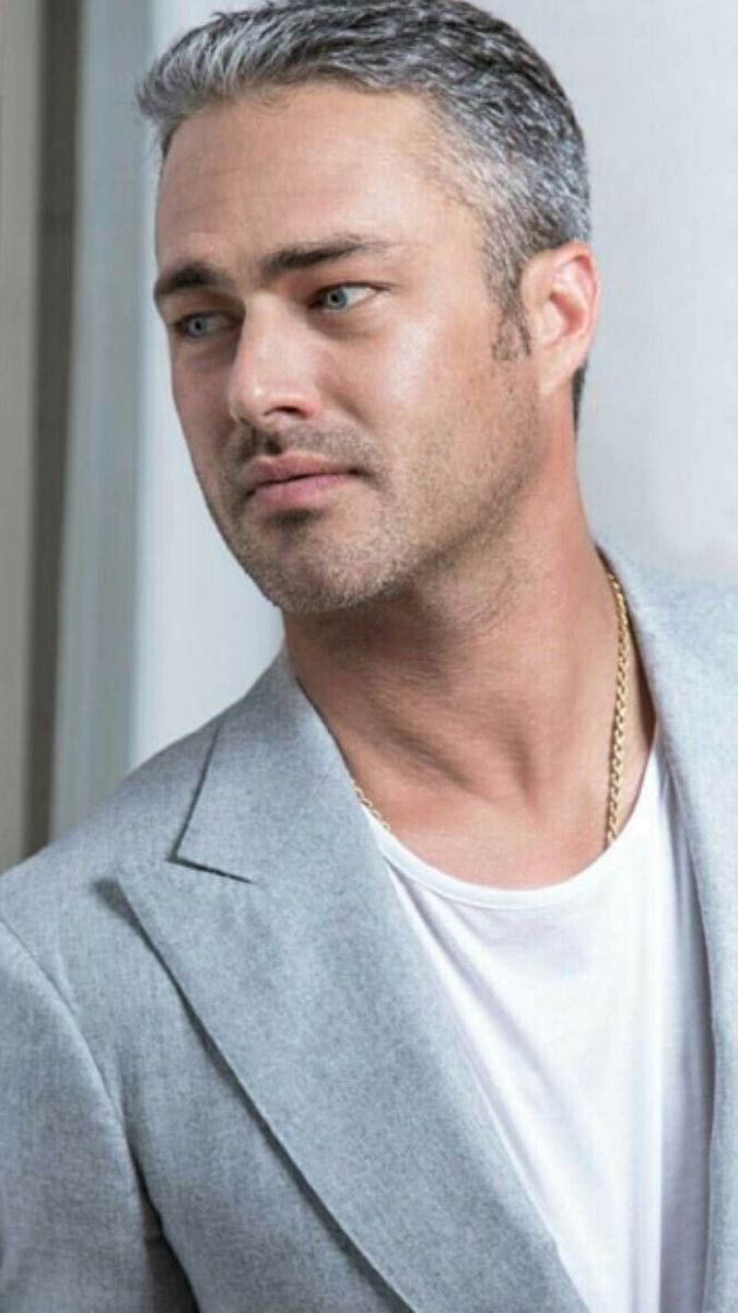Kelly Severide. tweet media