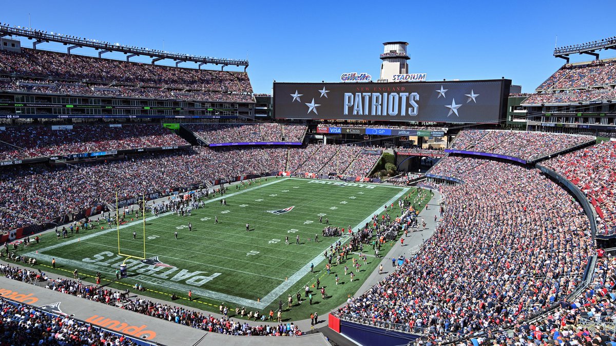 Gillette Stadium tweet media